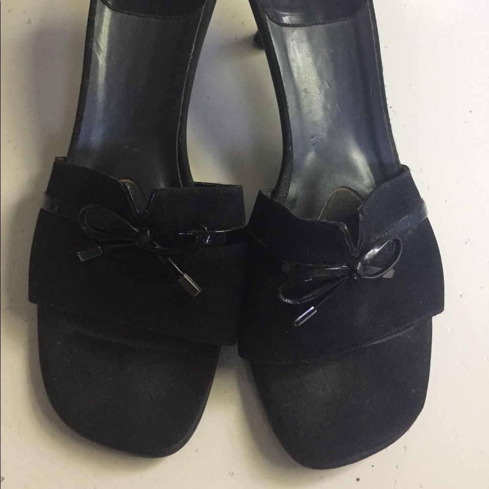 VINTAGE STUART WEITZMAN HEELS